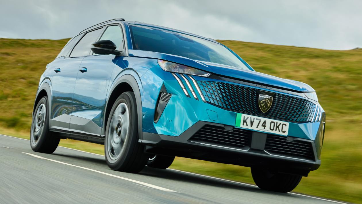 Peugeot E-5008 UK 2024 - pictures | Auto Express